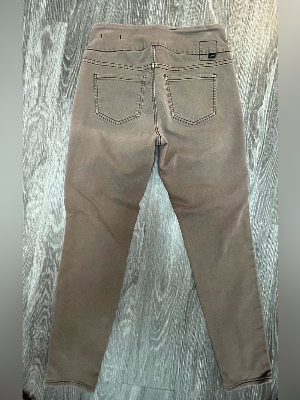 Jag Jeans pull on - Picture 2 of 9